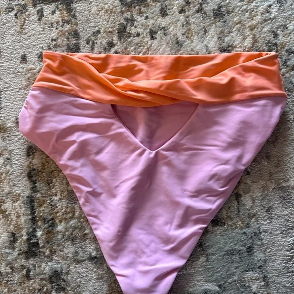 Lovers + Friends Bikini Set - Picture 8 of 9